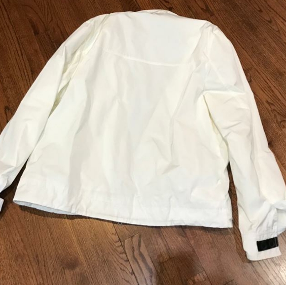 White Nautica wind breaker, basically new!! - Picture 3 of 7